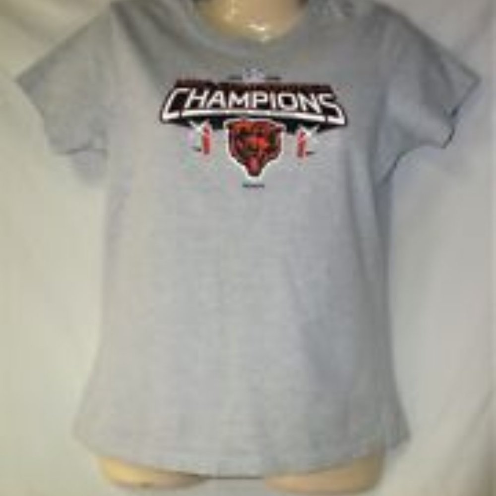 Women's Chicago Bears T Shirt Size Medium